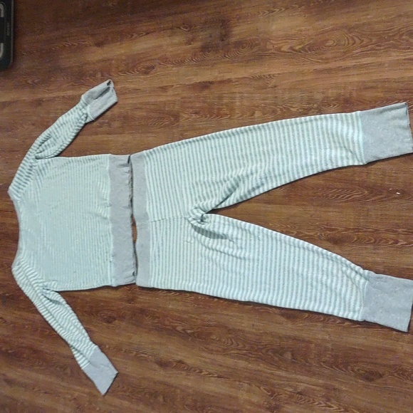 Victoria secret thermal set - Picture 4 of 9